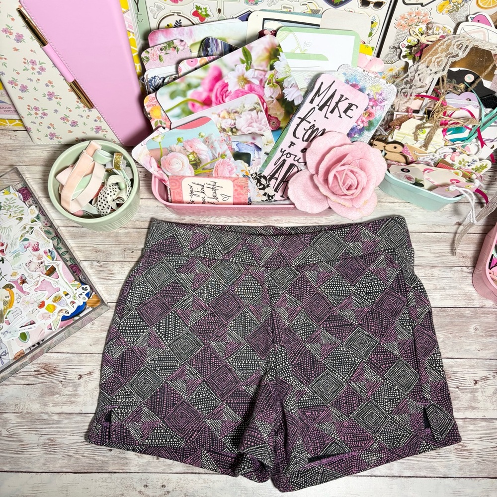Old Navy Relaxed French Terry Purple Shorts Girl’s Size L 10-12 Geometric Print